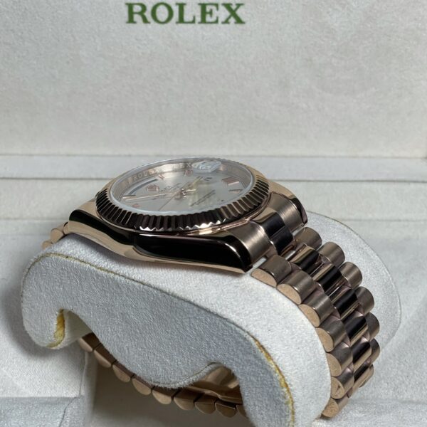 Day-Date 40 mm President Oro Rosa 116680 - immagine 8