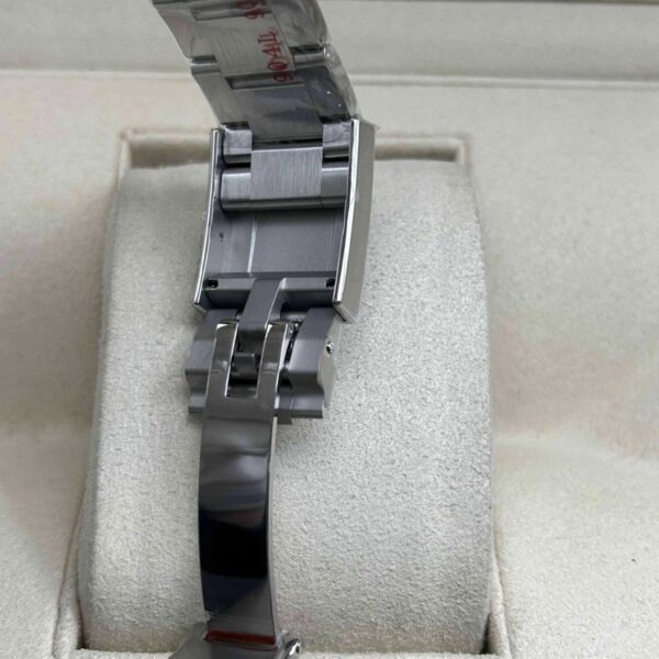 Explorer II 42 mm Nero 226570 - immagine 12