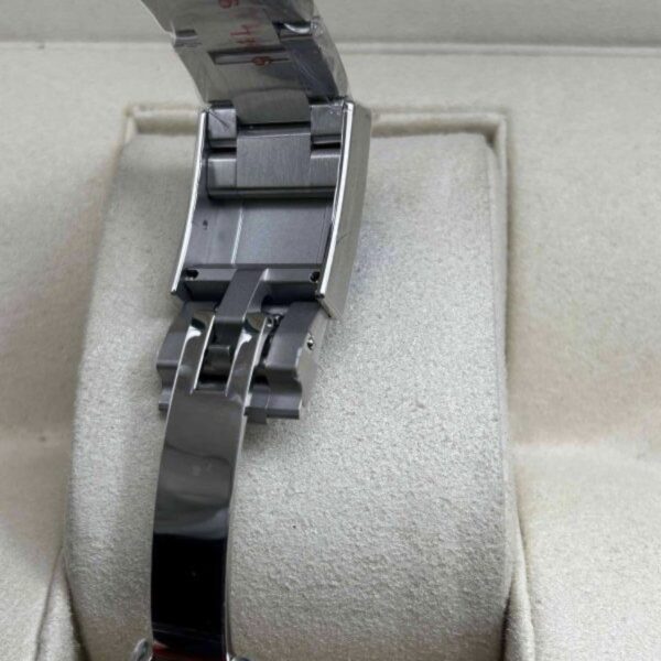 Explorer II 42 mm White Dial 226570 - immagine 15