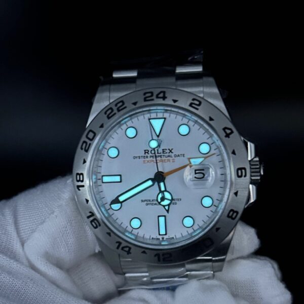 Explorer II 42 mm White Dial 226570 - immagine 17