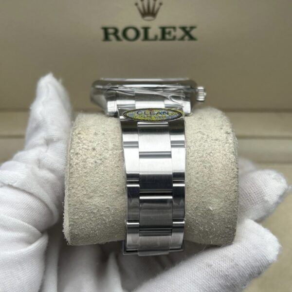 Oyster-Perpetual 36 mm 124300 Silver Dial - immagine 10