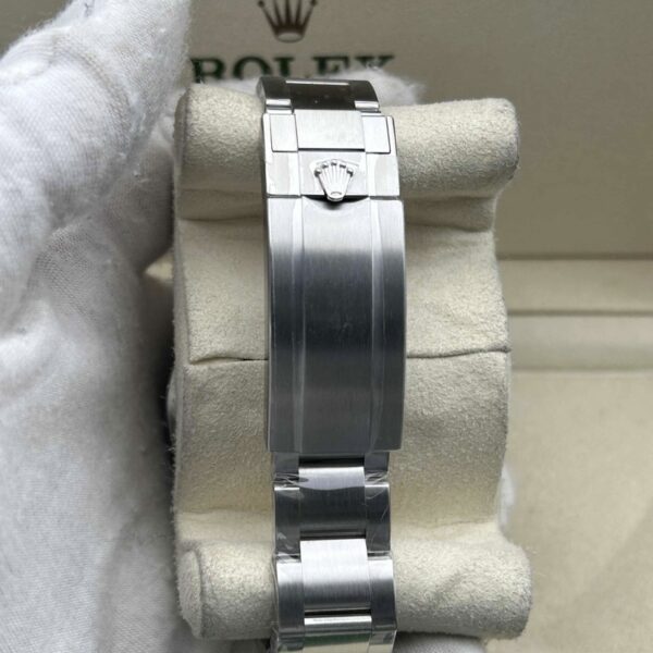 Submariner Date 40 mm Hulk  116610LV - immagine 11
