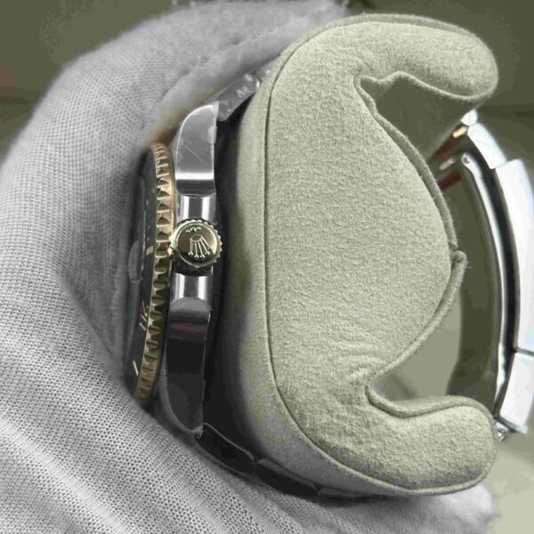 Submariner Date 40 mm oro black dial 126613LN - immagine 8