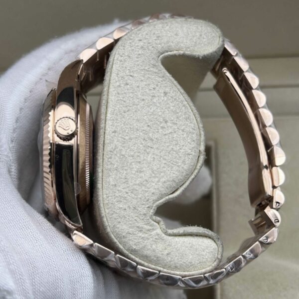Day-Date 40 mm President Oro Rosa 228235 - immagine 18