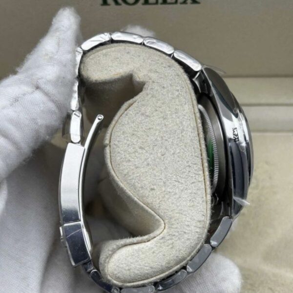 Rolex EXPLORER 224270 40mm Black Dial - immagine 9