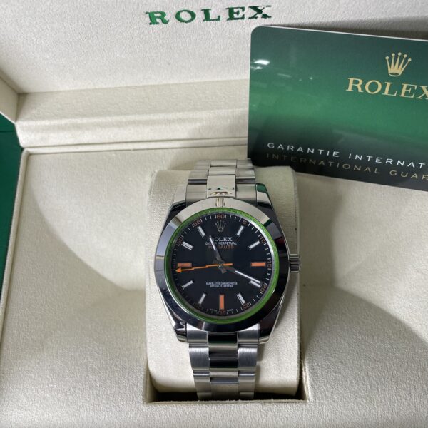 Milgauss Black Dial Green Glass Sapphire - immagine 2