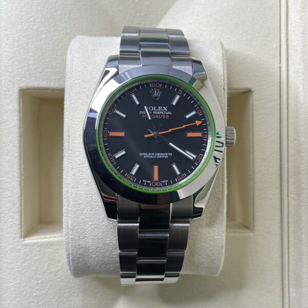 Milgauss Black Dial Green Glass Sapphire - immagine 3