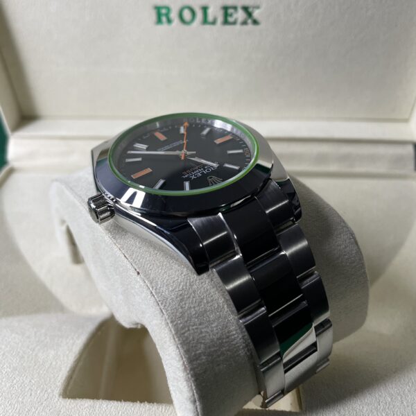Milgauss Black Dial Green Glass Sapphire - immagine 7